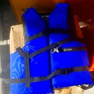 Blue Adult Universal Floatation Aid - Type III PFD